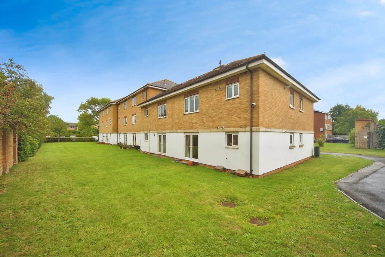 Stafford Close, LONDON, London, N14, photo 9