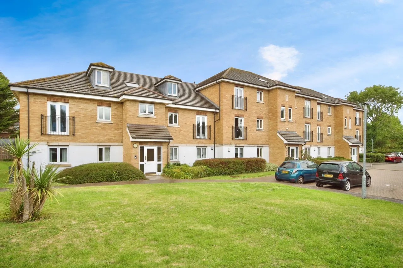 Stafford Close, LONDON, London, N14, photo 4