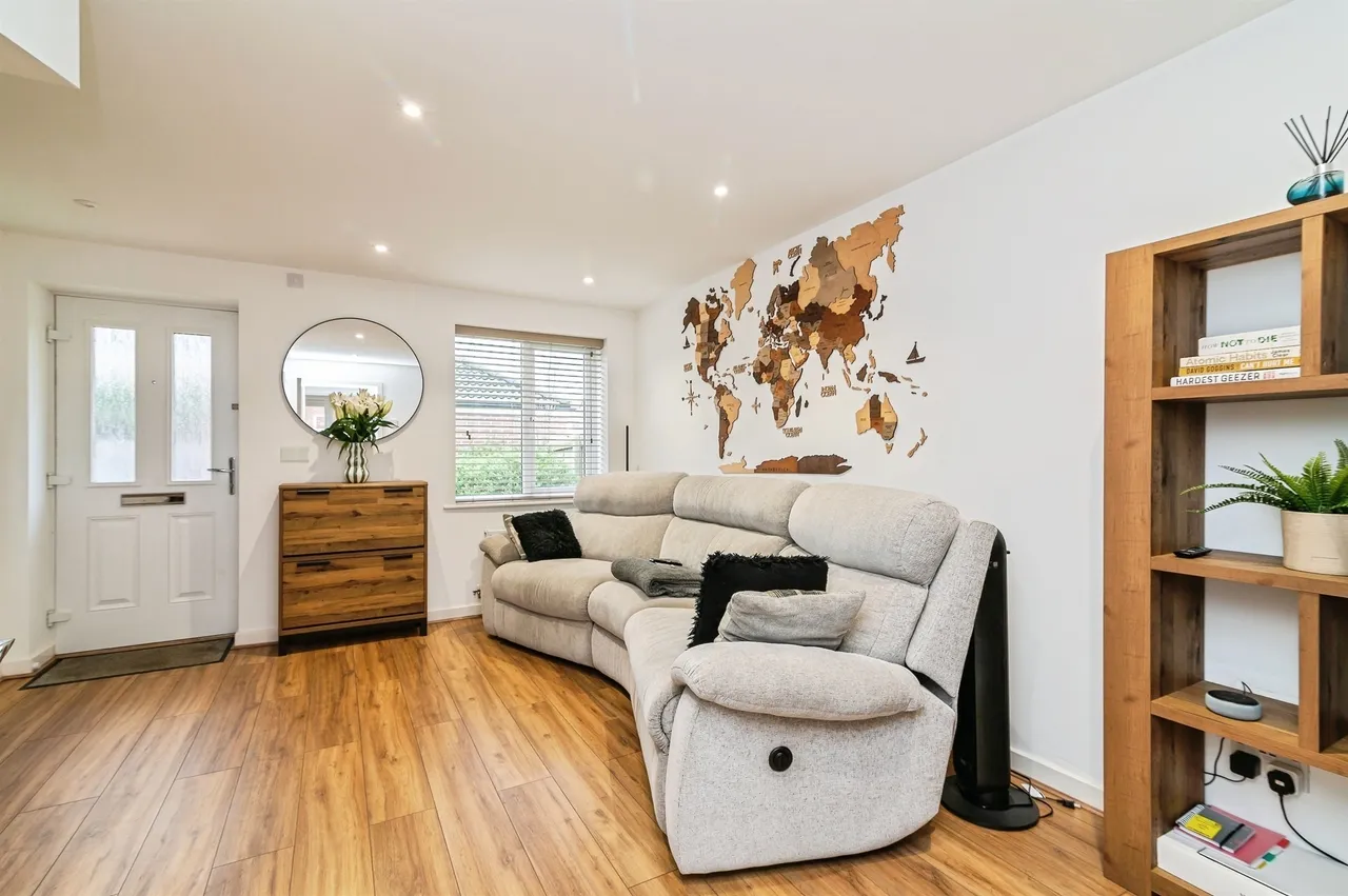 Kingfisher Road, Burton Joyce, Nottingham, photo 3