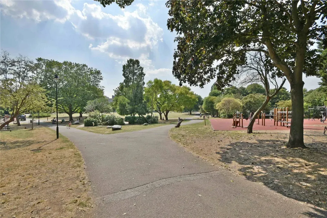 Hemstal Road, West Hampstead, London, NW6, photo 10