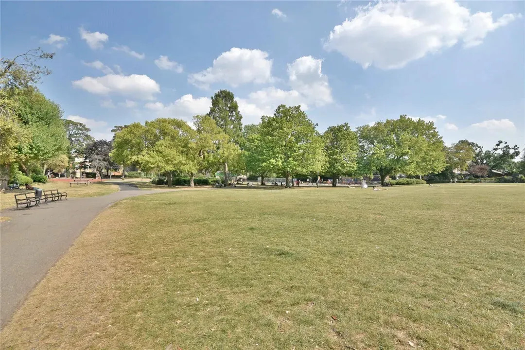 Hemstal Road, West Hampstead, London, NW6, photo 13