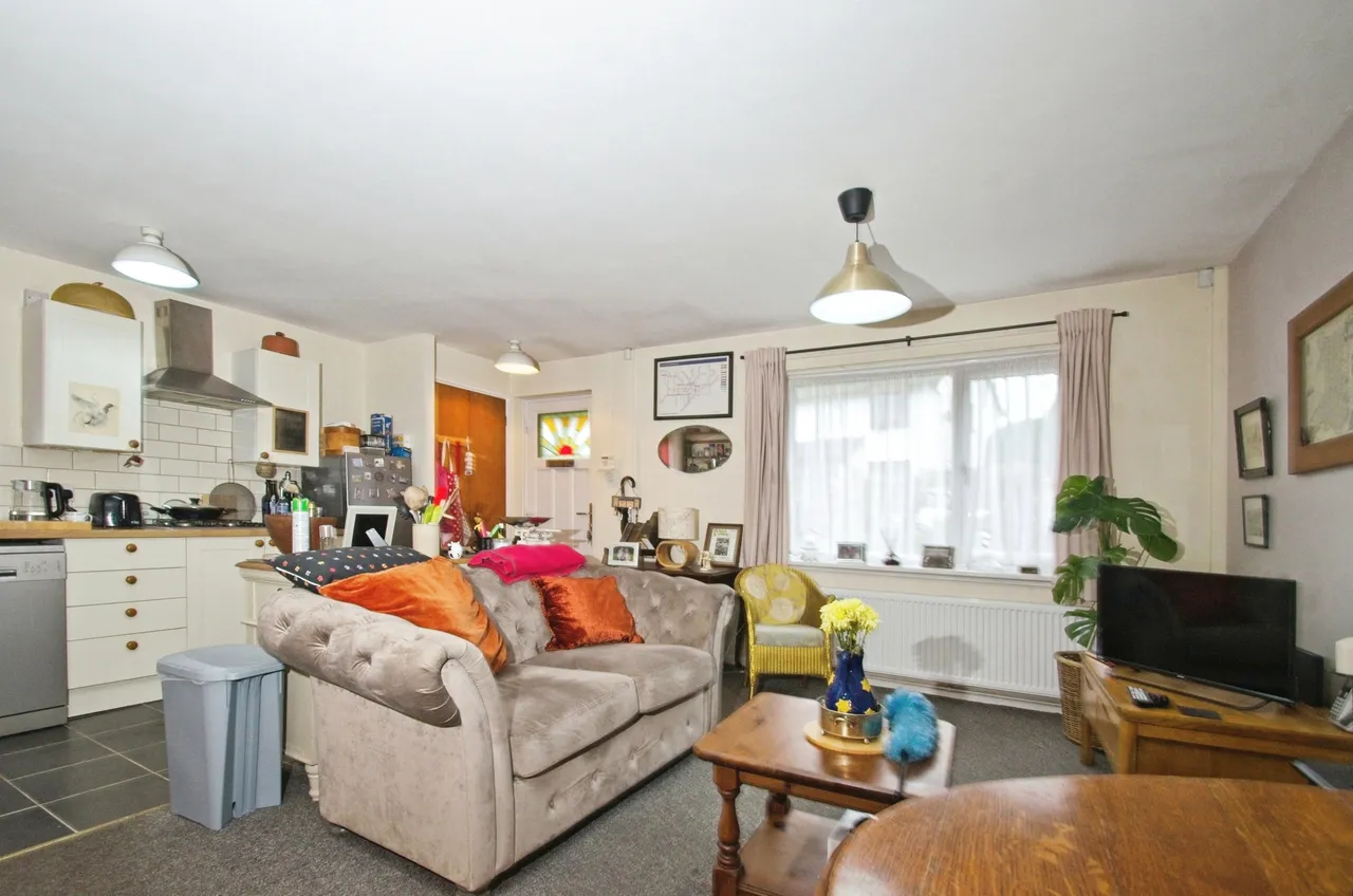 De Braose Close, Cardiff, CF5, photo 5