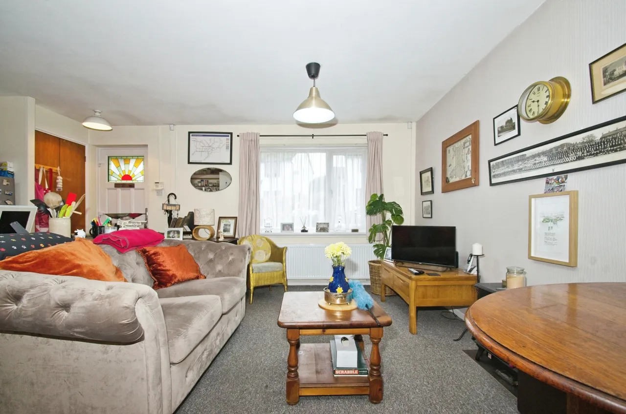 De Braose Close, Cardiff, CF5, photo 3