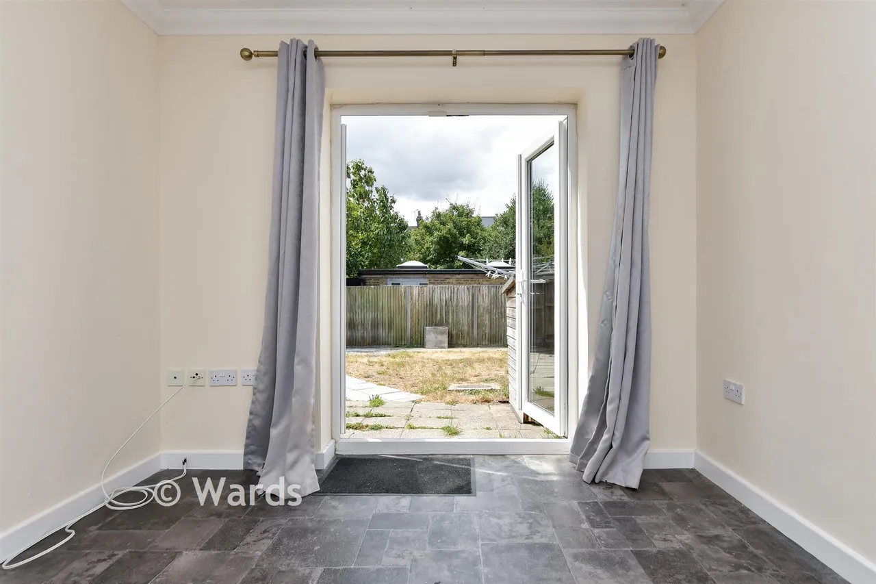 Parish Close, Broadstairs, CT10, photo 4