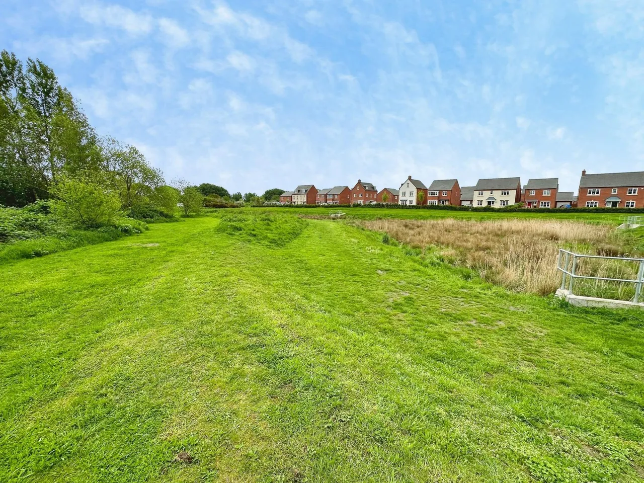 Dove Close, Branston, DE14, photo 18