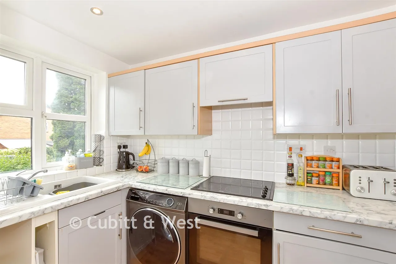 Godwin Crescent, Waterlooville, PO8, photo 3
