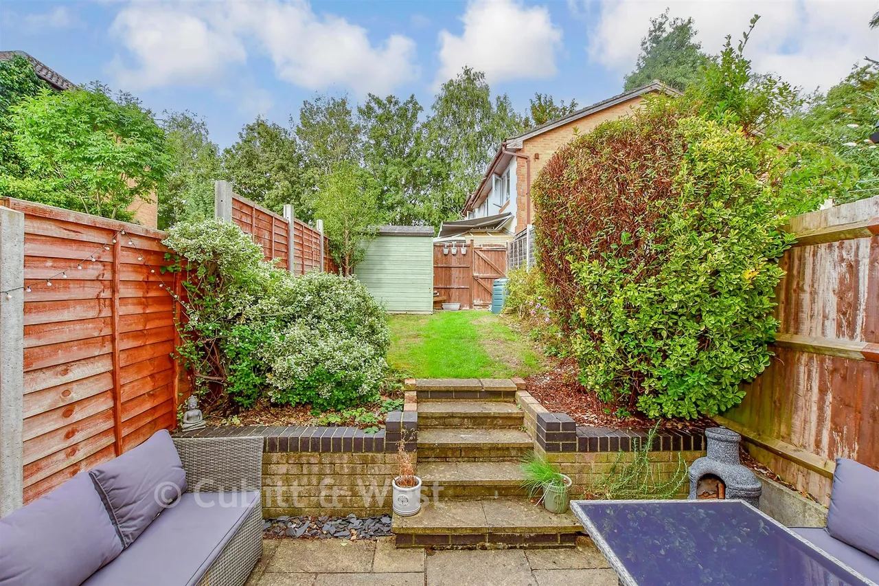 Godwin Crescent, Waterlooville, PO8, photo 2