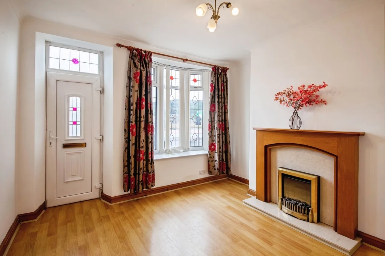 Penistone Road North, Sheffield, S6, photo 2
