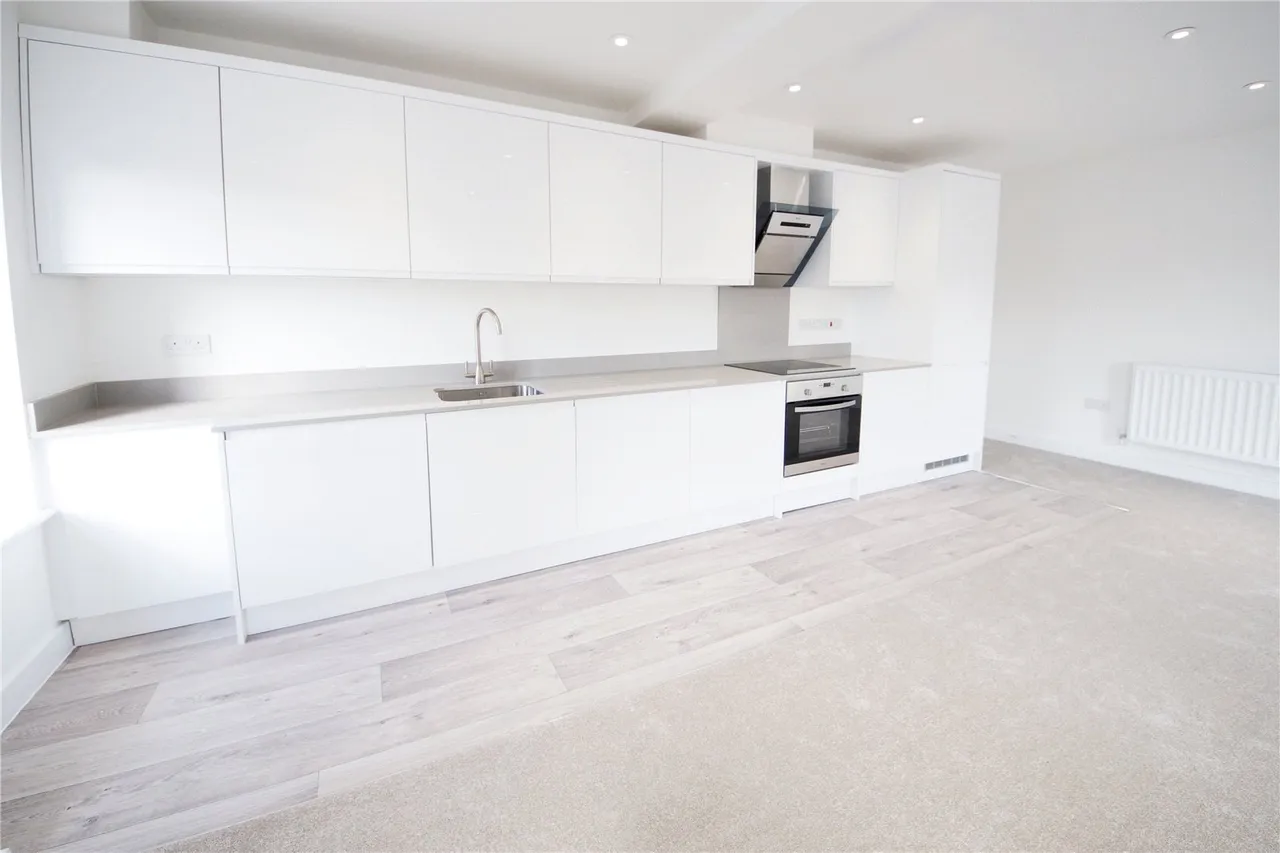London Road, Hook, Hampshire, RG27 9DY, photo 5