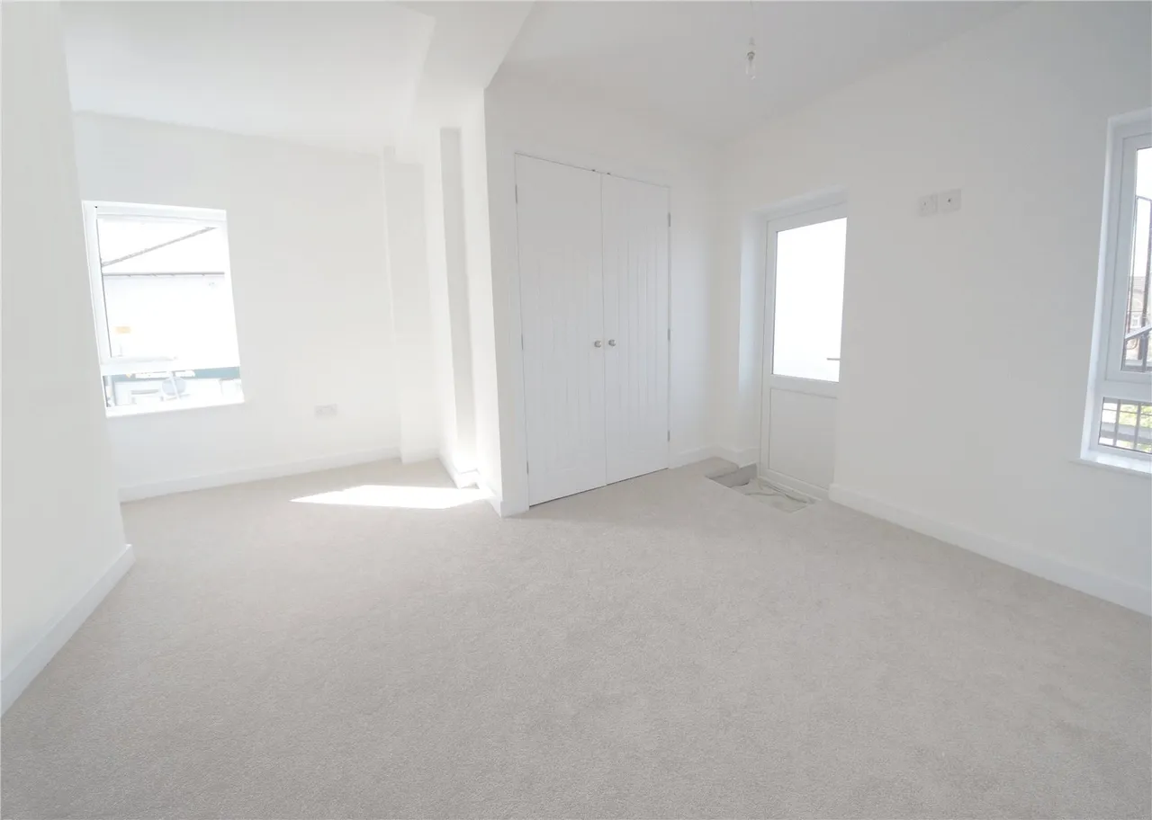 London Road, Hook, Hampshire, RG27 9DY, photo 6