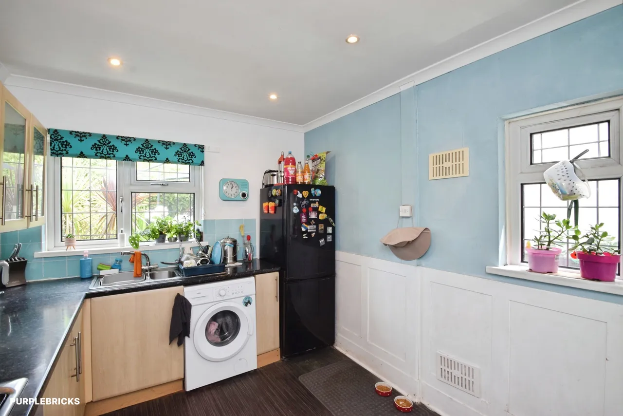 New Road, Llanelli, photo 10