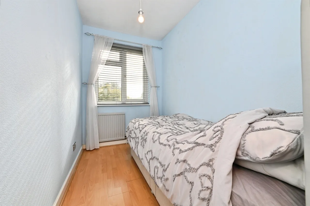Crownfield, Broxbourne, EN10, photo 9