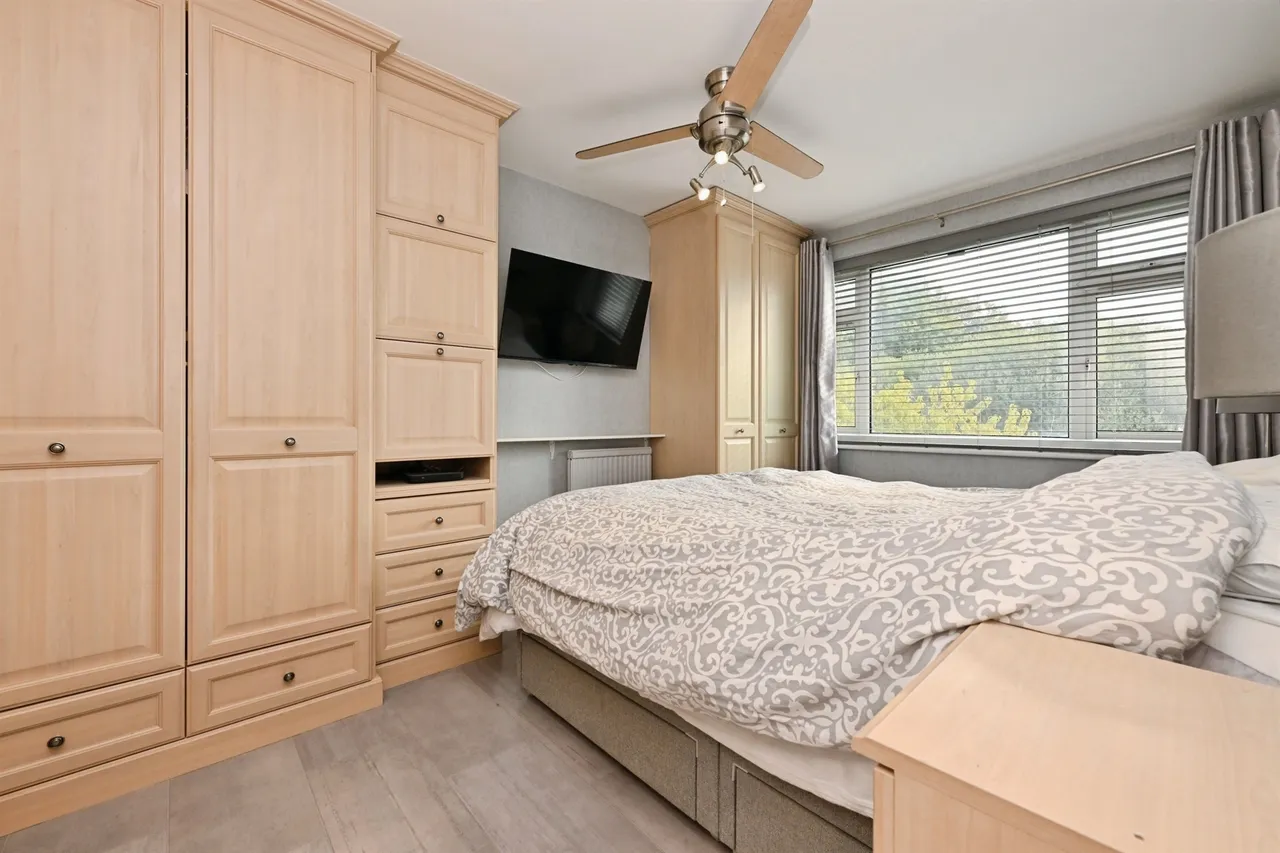 Crownfield, Broxbourne, EN10, photo 6