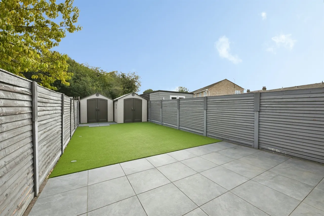 Crownfield, Broxbourne, EN10, photo 13