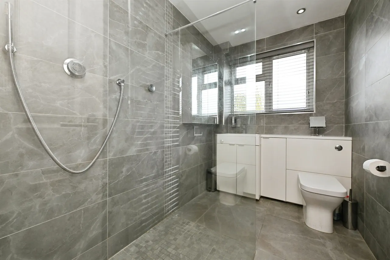Crownfield, Broxbourne, EN10, photo 7