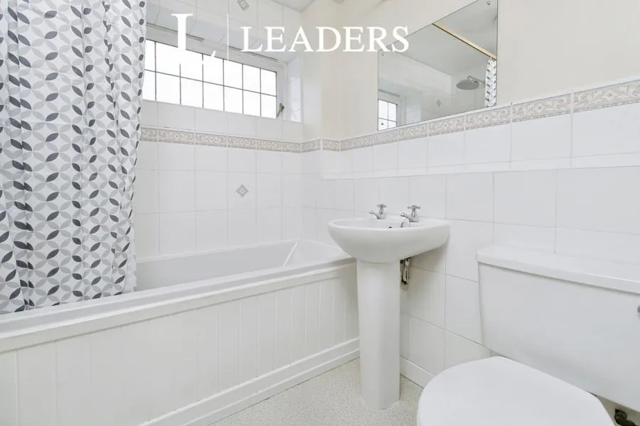 Newry Park East, Chester, CH2, photo 9