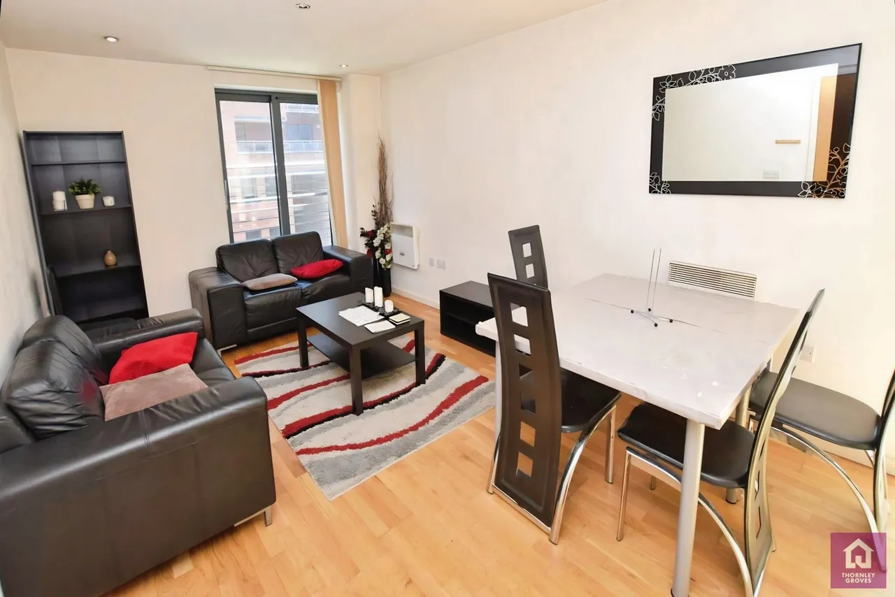 Lower Ormond Street, Southern Gateway, M1, photo 3
