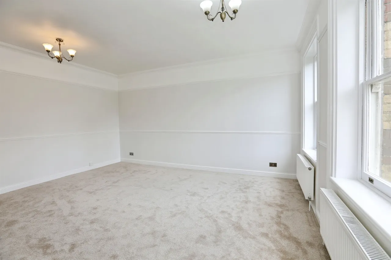 Southdowns Park, Haywards Heath, RH16, photo 11