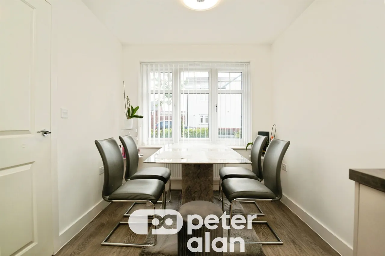 Cape Lindsey Road, Newport, NP20, photo 4