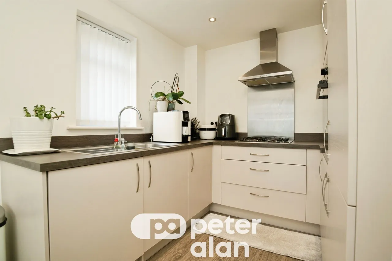 Cape Lindsey Road, Newport, NP20, photo 5