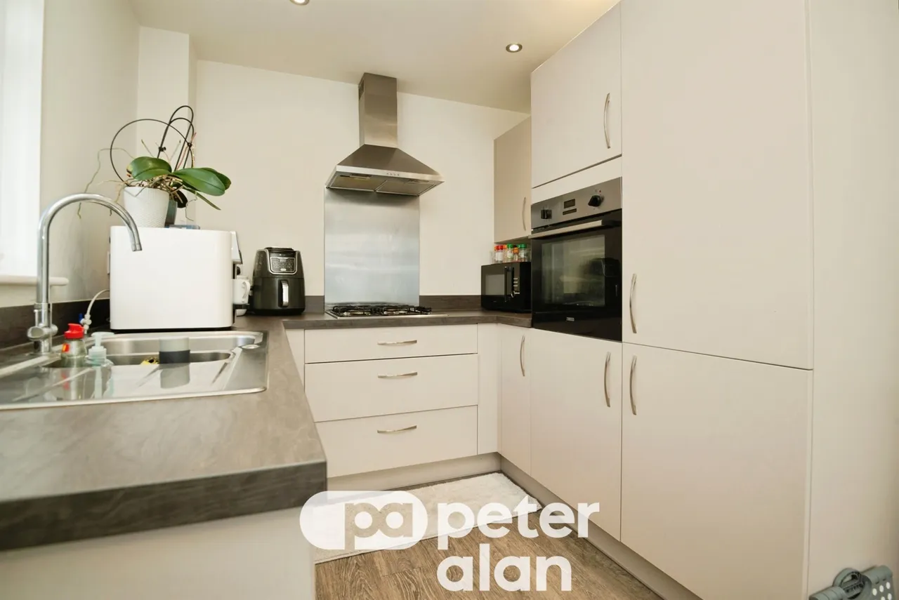 Cape Lindsey Road, Newport, NP20, photo 6