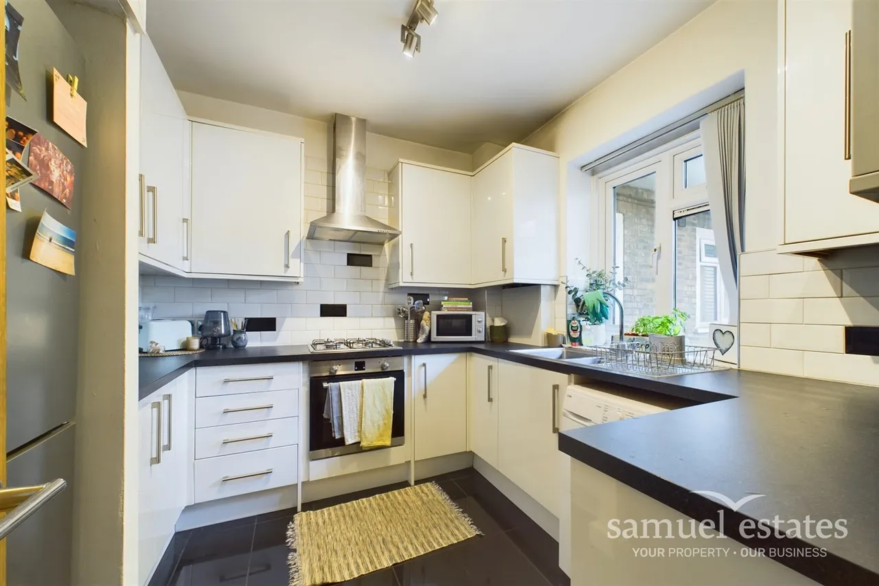 Balham, London, SW12 9EH, photo 3
