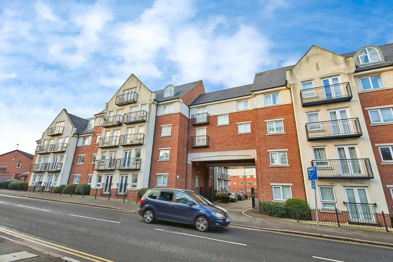 2 bed flat to rent, Rowleys Mill, Derby, DE22