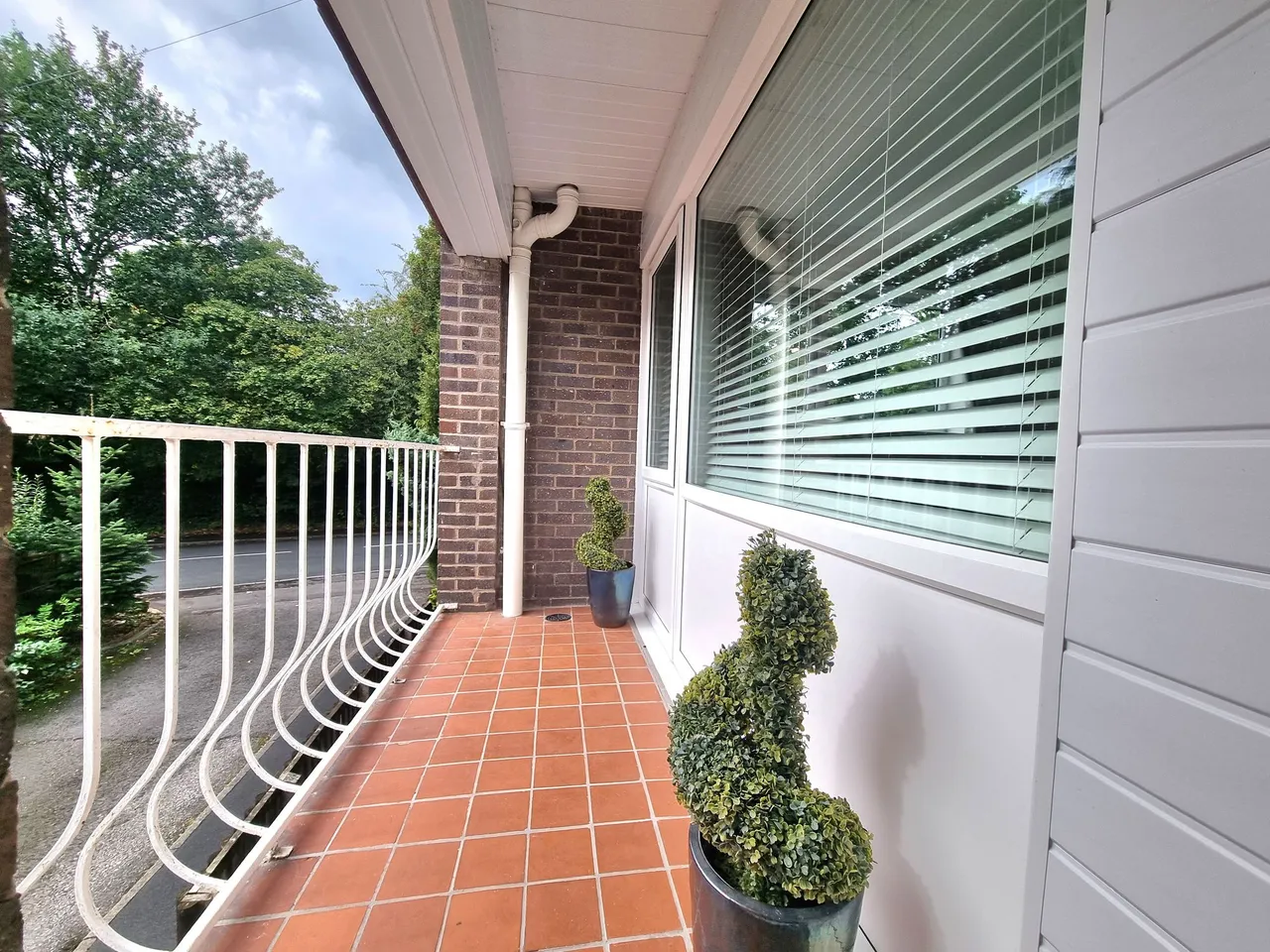 Derby Court, Sale, photo 14
