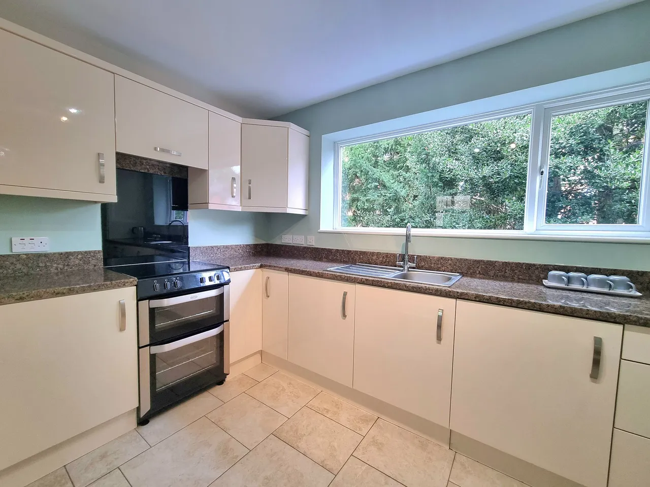 Derby Court, Sale, photo 11