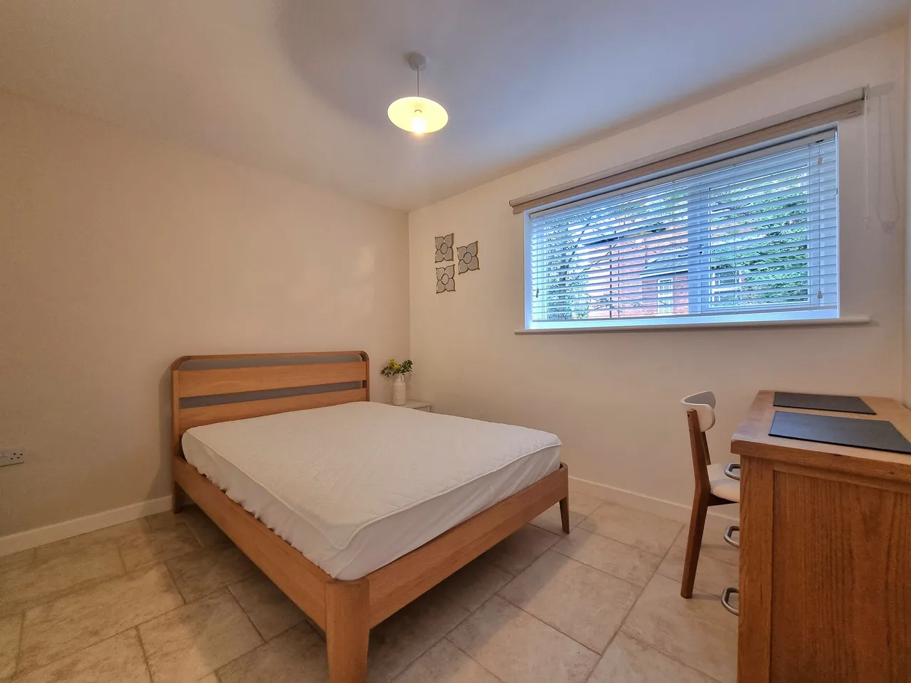 Derby Court, Sale, photo 7