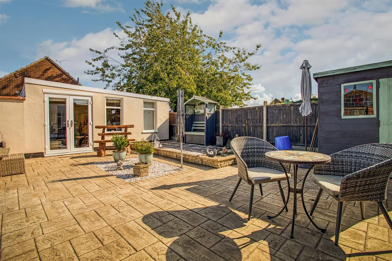 Devonshire Drive, Mickleover, photo 3
