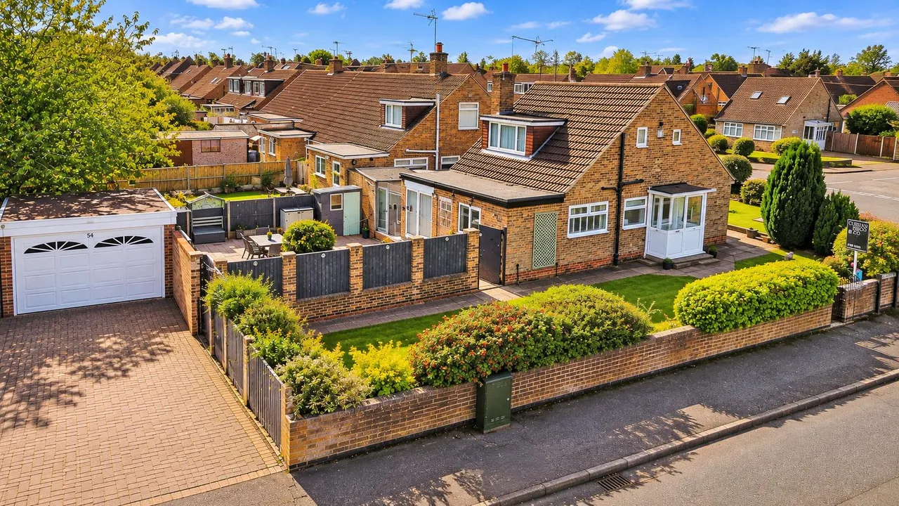 2 bed house for sale, Devonshire Drive, Mickleover