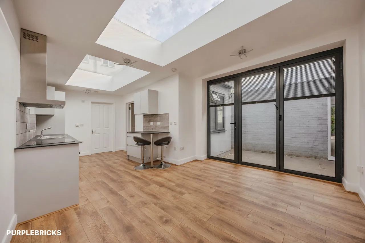 1 bed house for sale, Blunt Road, South Croydon, CR2