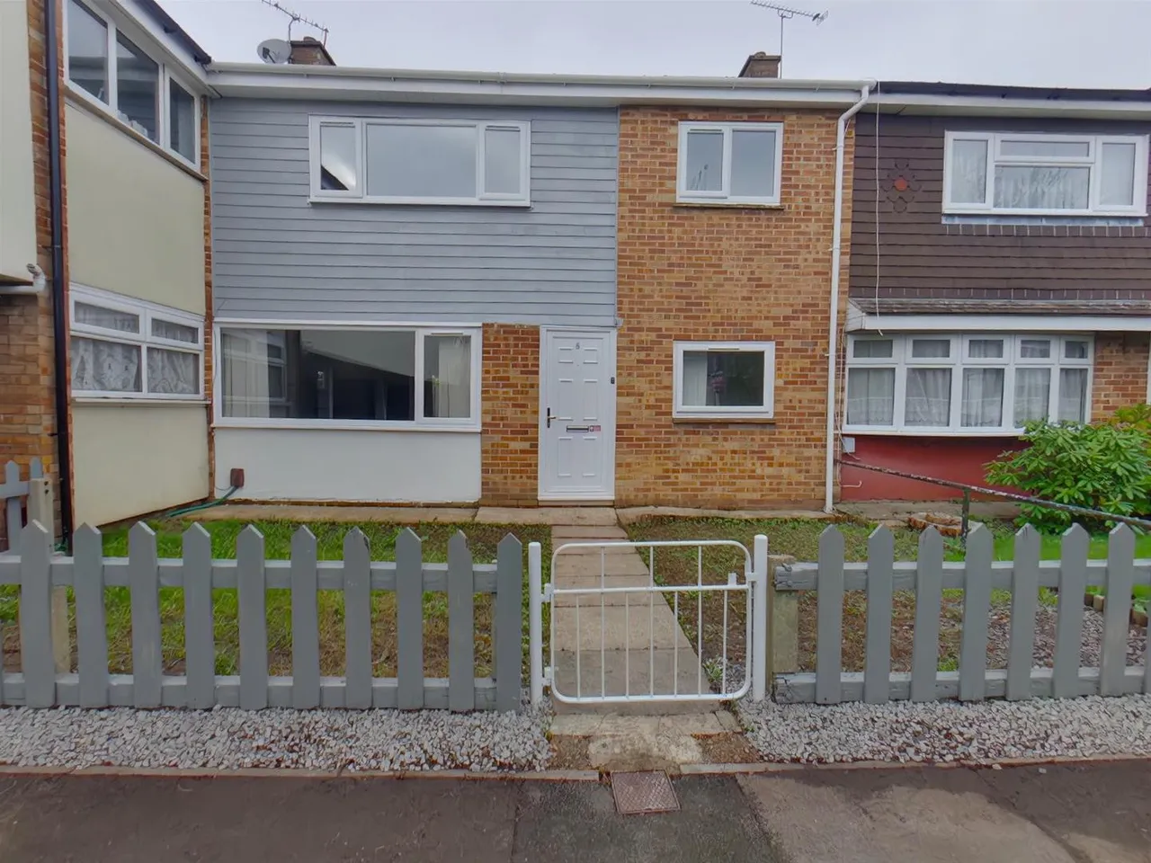 Cranborne Walk, Fareham, photo 3