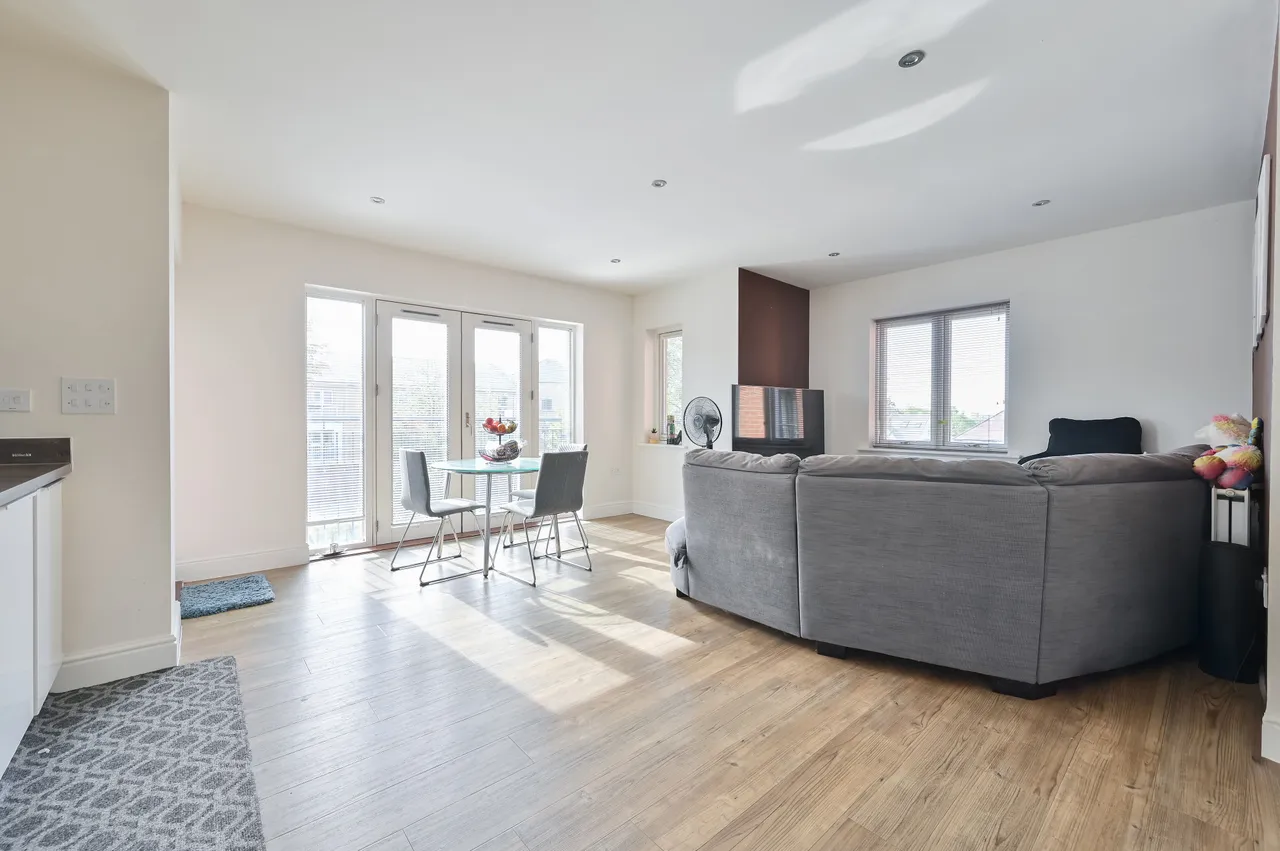 2 bed flat for sale — Flat 55, Maven Court, 1 Sudbury Hill, Harrow