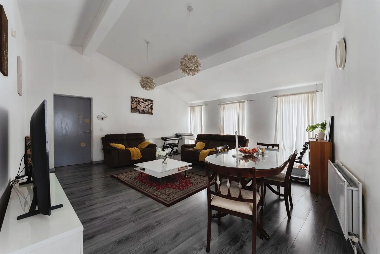 Old Chester Road, Tranmere, CH41, photo 2