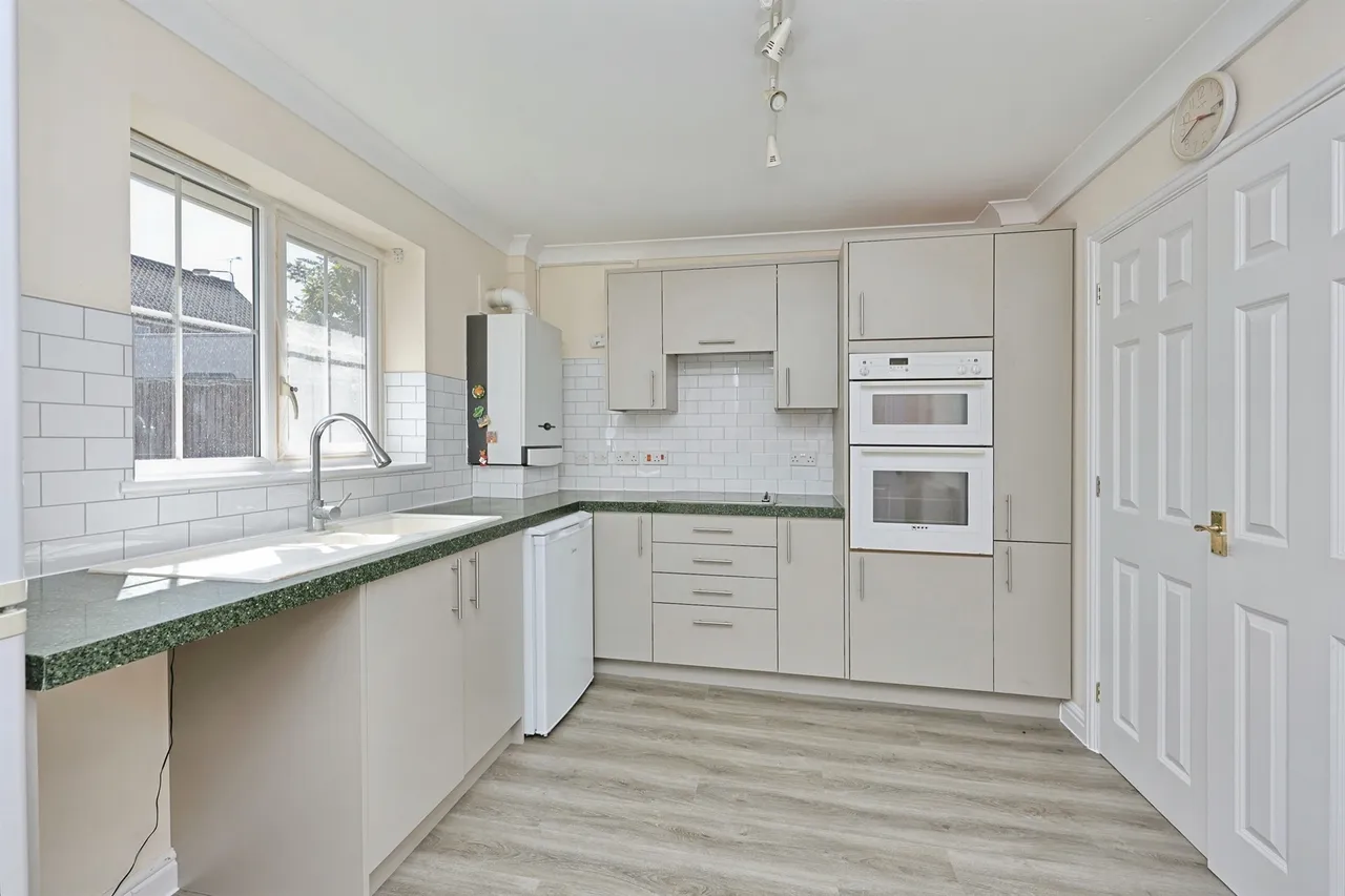 Oakleigh Drive, Swaffham, photo 8