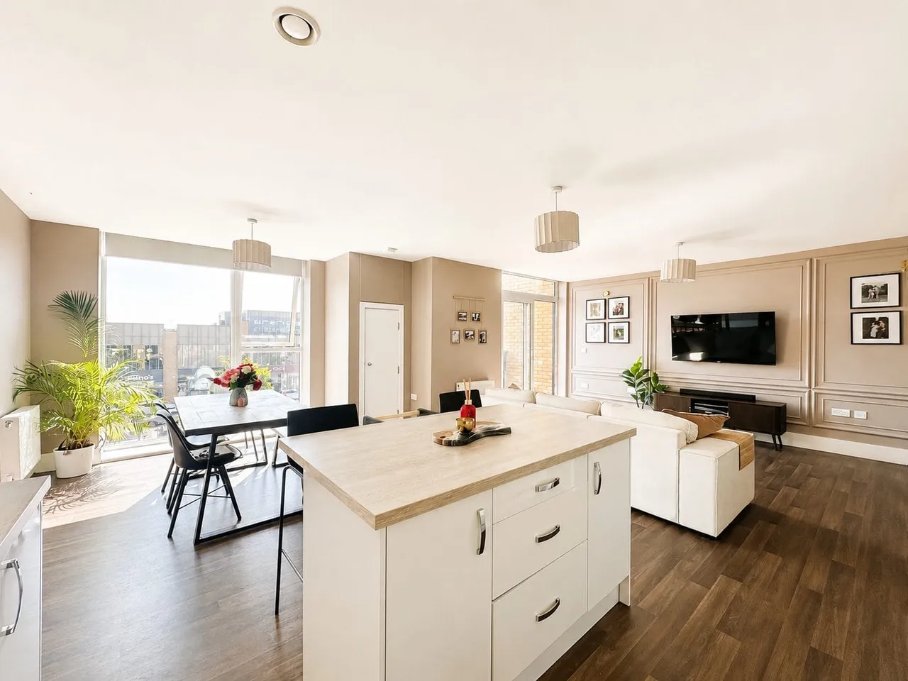 2 bed flat for sale — Flat 7, 373 Fen Street, Milton Keynes, Brooklands, MK10 7NH