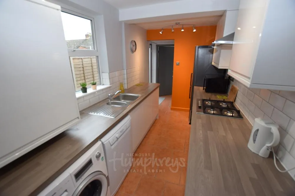Northcote Street, Semilong, NN2, photo 3