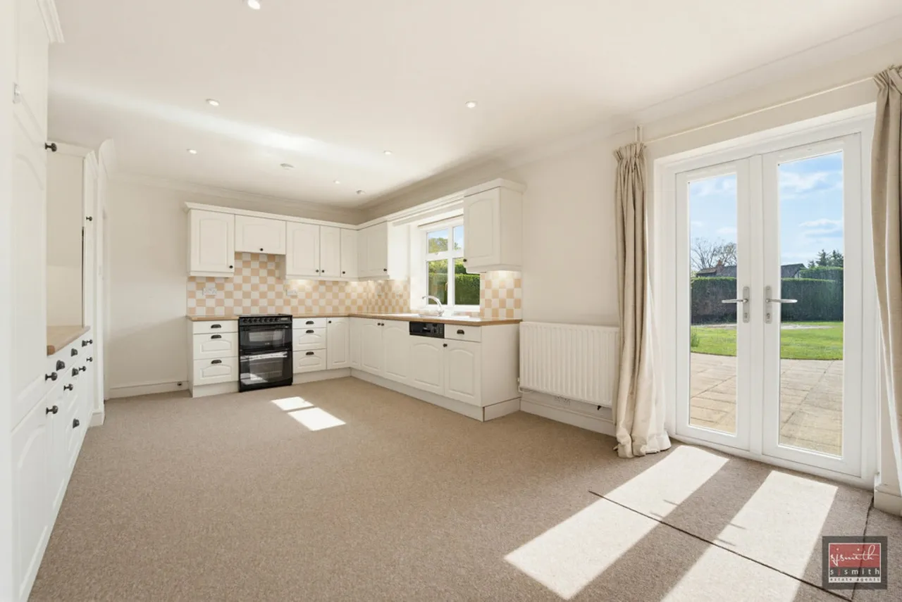 Ouseley Road, Wraysbury, TW19, photo 7