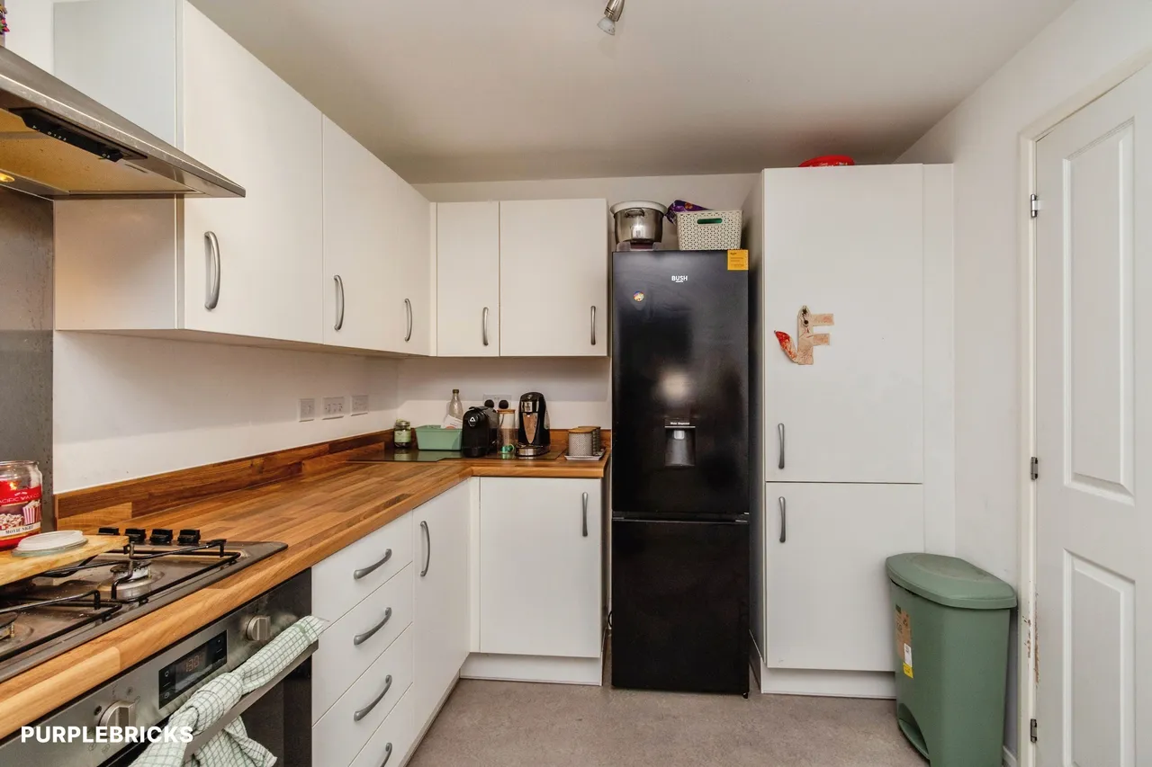 Hazel Grove, Wolverhampton, WV11, photo 5