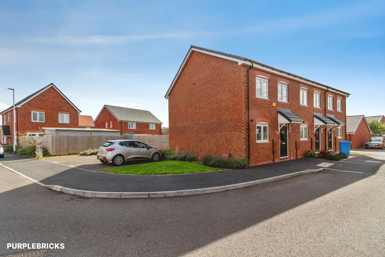 2 bed house for sale, Hazel Grove, Wolverhampton, WV11