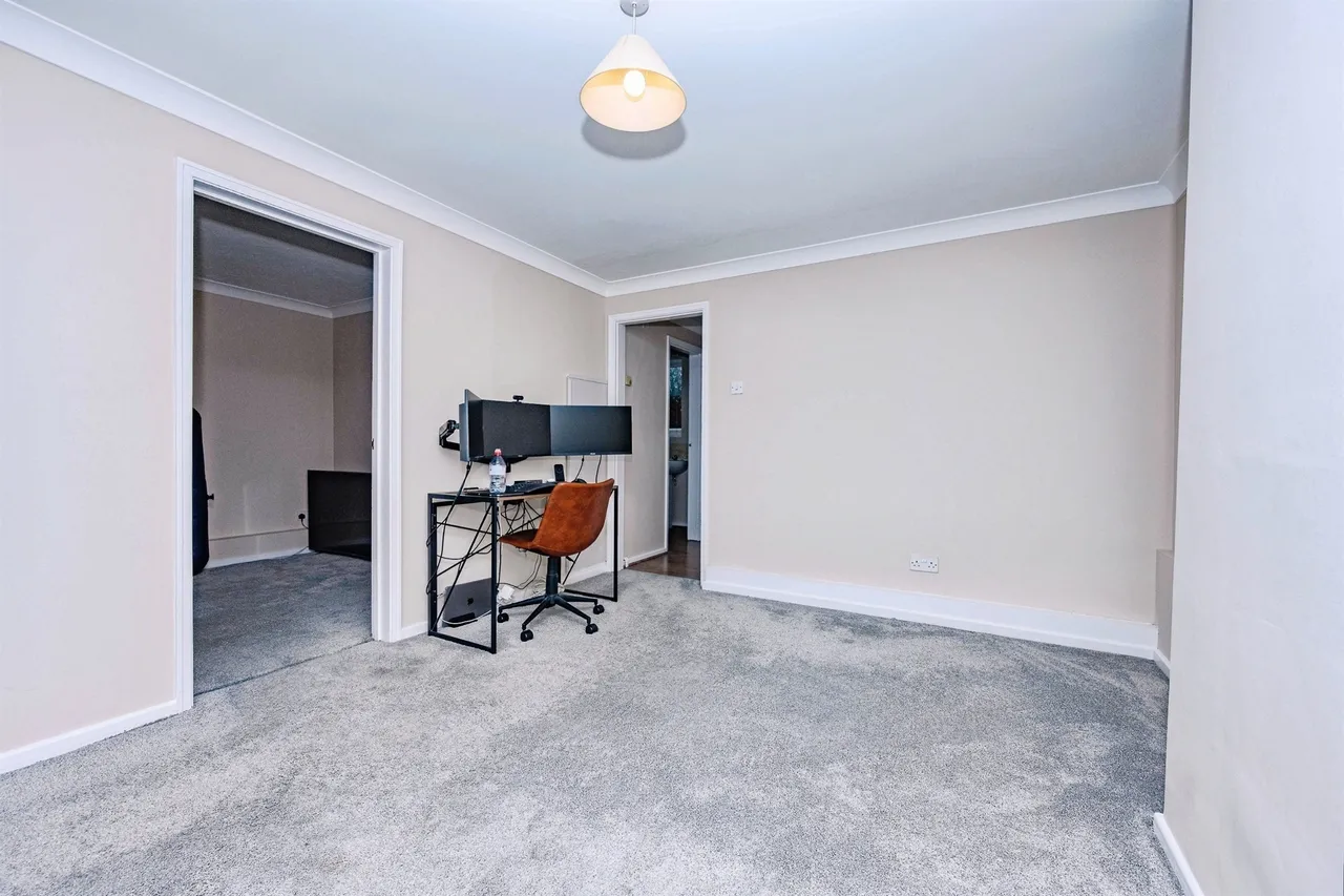 Widmore Drive, Hemel Hempstead, photo 5