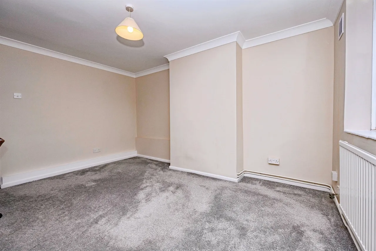 Widmore Drive, Hemel Hempstead, photo 4