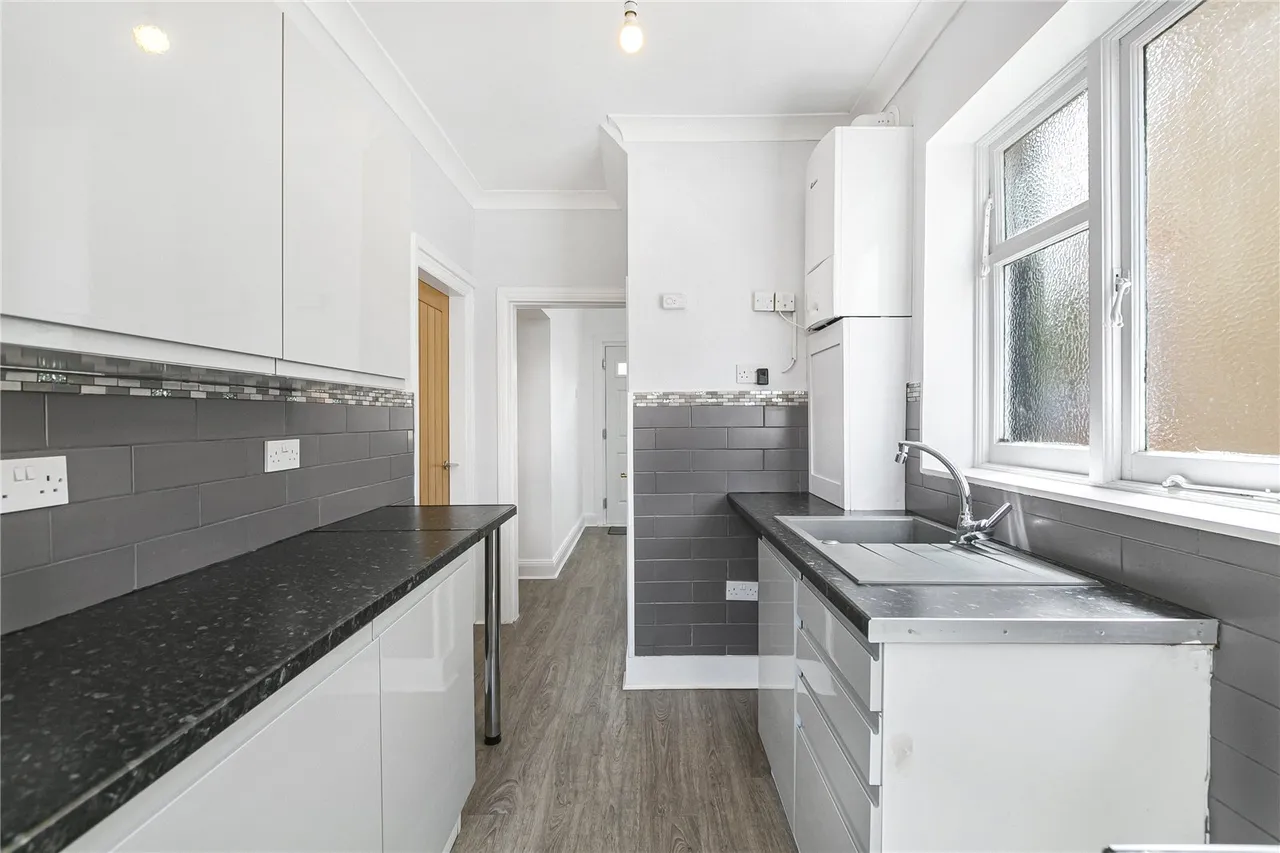 Whitton Manor Road, Isleworth, TW7, photo 10