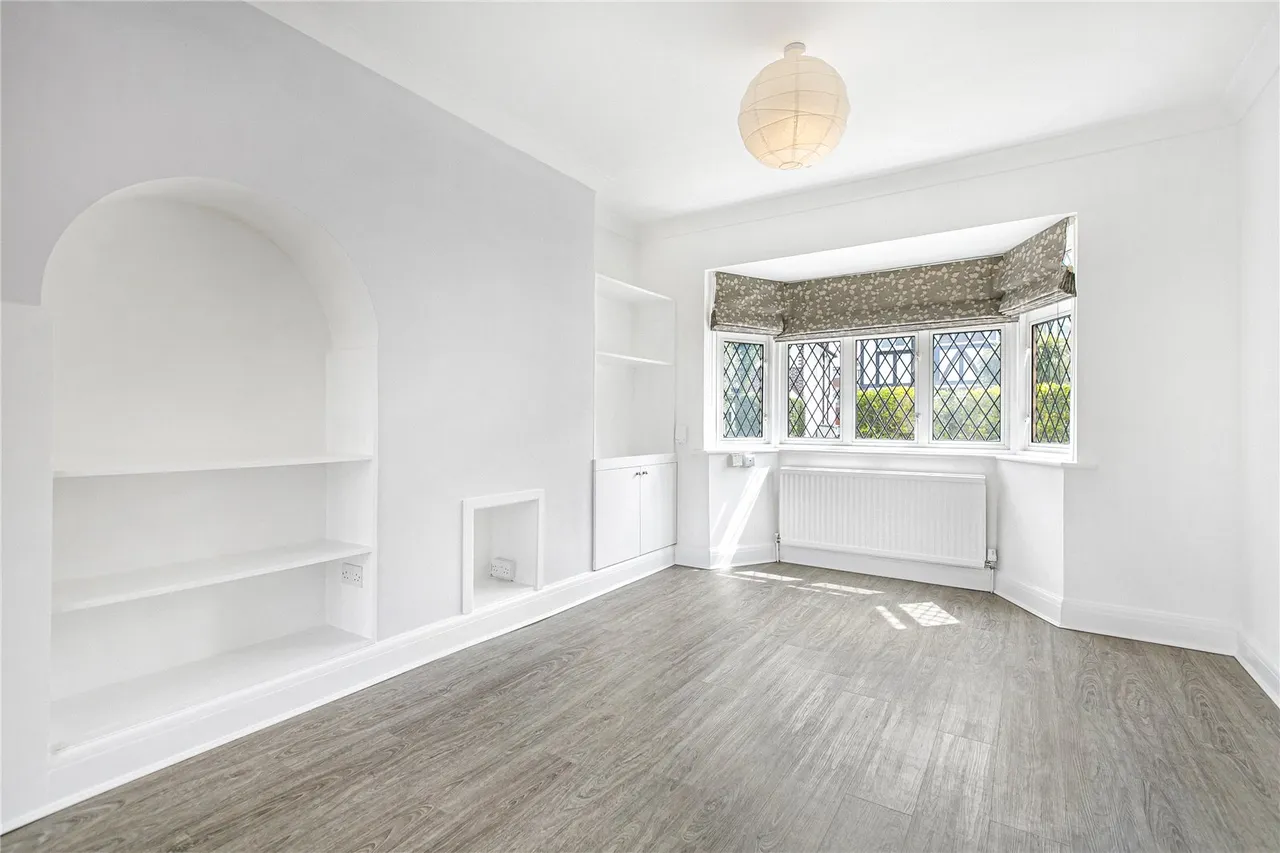 Whitton Manor Road, Isleworth, TW7, photo 2