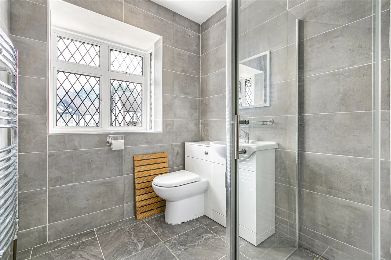 Whitton Manor Road, Isleworth, TW7, photo 15