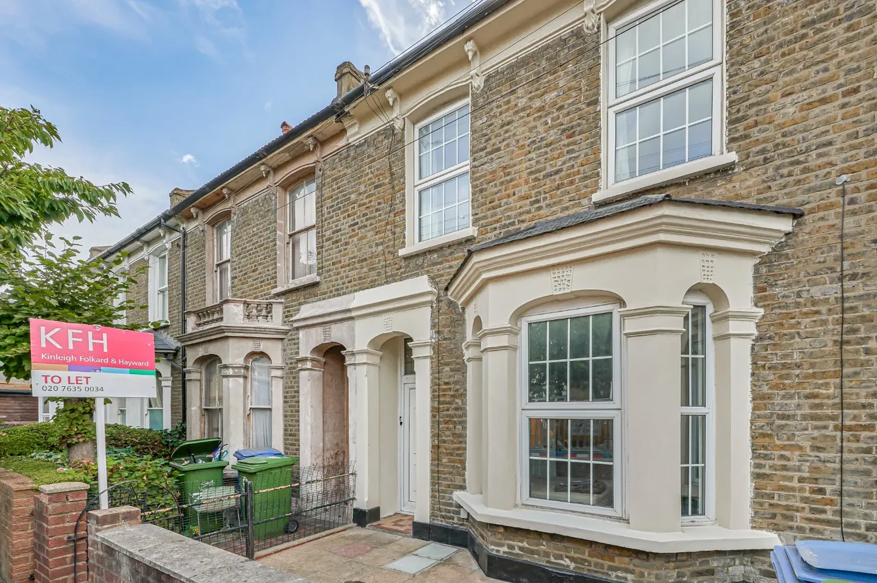 5 bed house to rent — Studholme Street, Peckham, London, SE15
