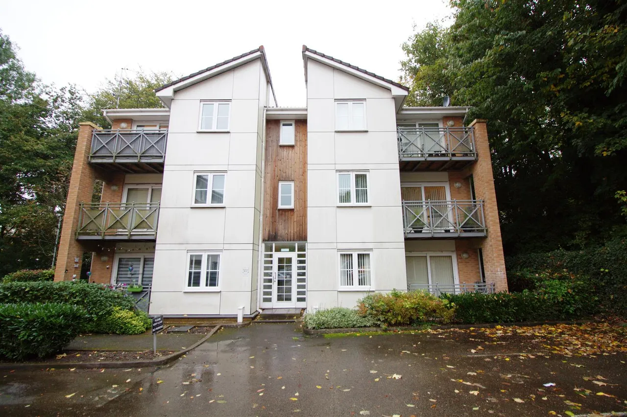 1 bed flat for sale, Christy Close, Hyde