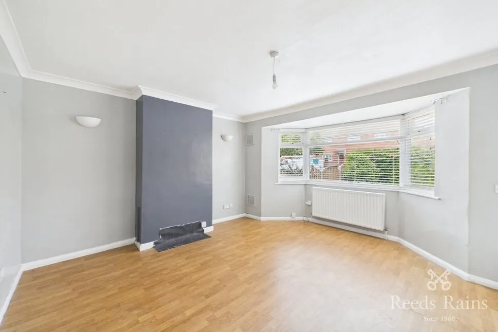 Queens Walk, Ossett, West Yorkshire, WF5, photo 2